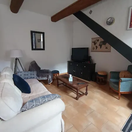 La Maison De Jules Nyaraló