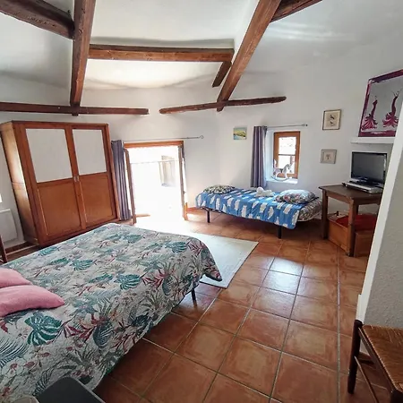 La Maison De Jules Nyaraló